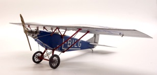 bluebird16.jpg bluebird16.jpg
