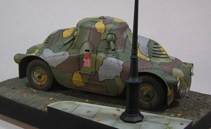 Camo demarcation is made with brown Tombow ABT 879, water based marker